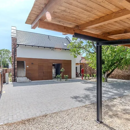 בית הארחה Fulop Panzio 3*