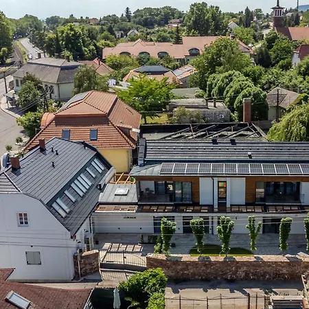 Fulop Panzio בית הארחה 3*